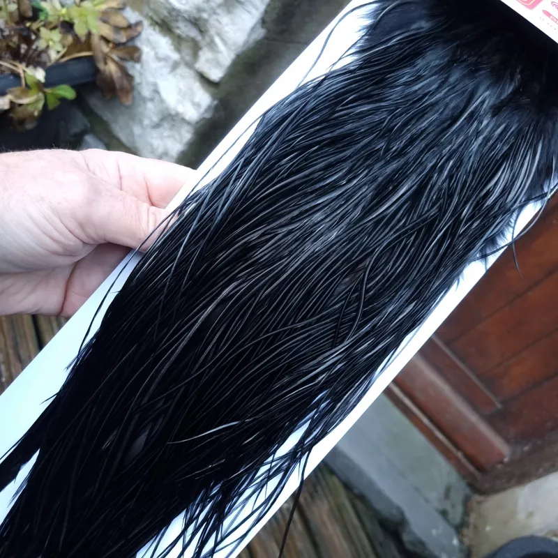 Whiting PRO-GRADE Dry Fly Rooster Saddle in Black B Approx Tying Sizes 12/14/16-2