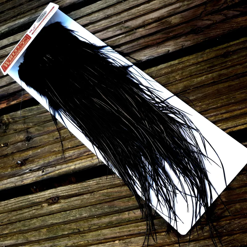 Whiting Pro-Grade Midge Rooster Saddle in Black C Approx Tying Sizes Few 14 and Stuffed with 16/18/20/22 /24/26b and out of sight-1