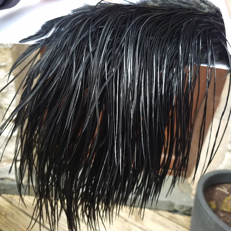 Whiting Pro-Grade Midge Rooster Saddle in Black C Approx Tying Sizes 14/16/18 with a few going smaller-2