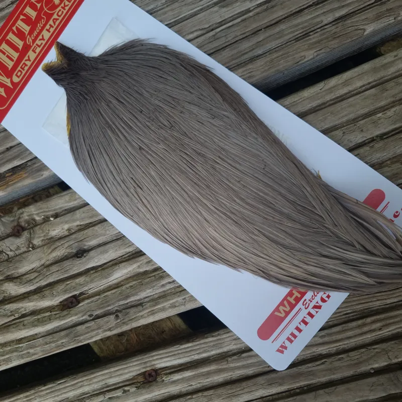 Whiting Commercial Grade Dry Fly Cape in White dyed Medium Dun A