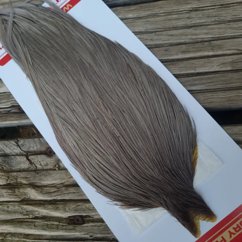 Whiting Commercial Grade Dry Fly Cape in White dyed Medium Dun A-3