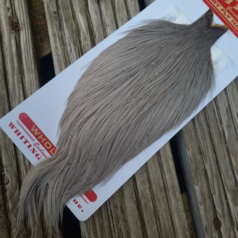 Whiting Commercial Grade Dry Fly Cape in White dyed Medium Dun B-1