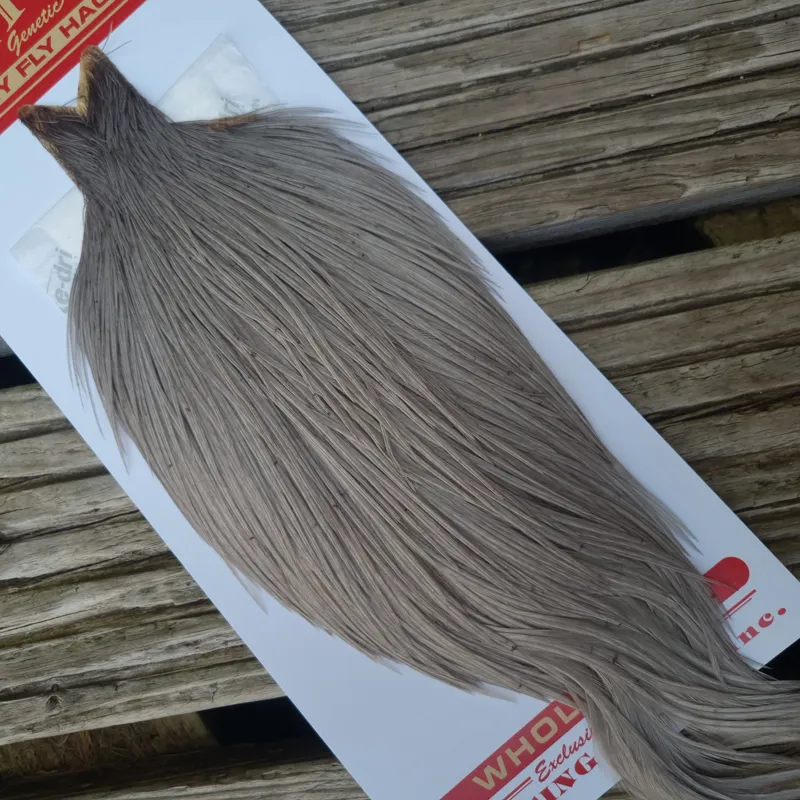 Whiting Commercial Grade Dry Fly Cape in White dyed Medium Dun B-3