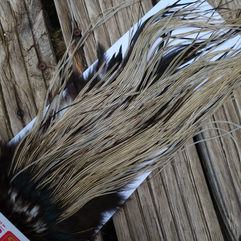 Whiting Commercial Grade Dry Fly Saddle in Silver Badger A Approx Tying Sizes 12/14 /16