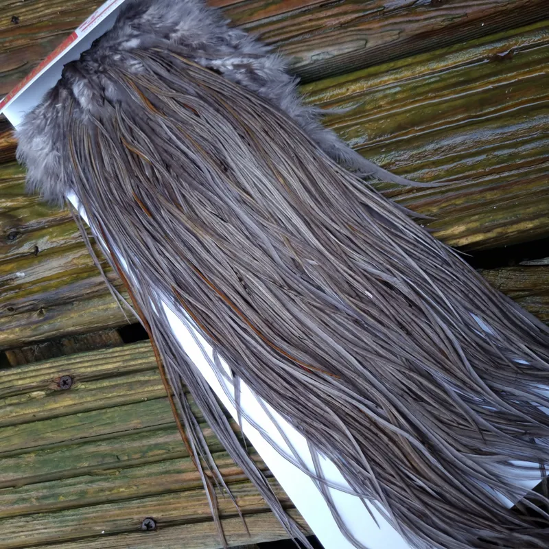 Whiting PRO-GRADE Dry Fly Rooster Saddle in Dark Dun A Approx tying sizes 10/12/14/16-1