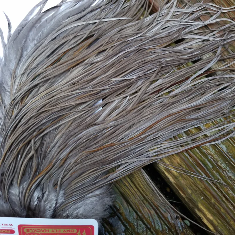 Whiting PRO-GRADE Dry Fly Rooster Saddle in Dark Dun A Approx tying sizes 10/12/14/16-4