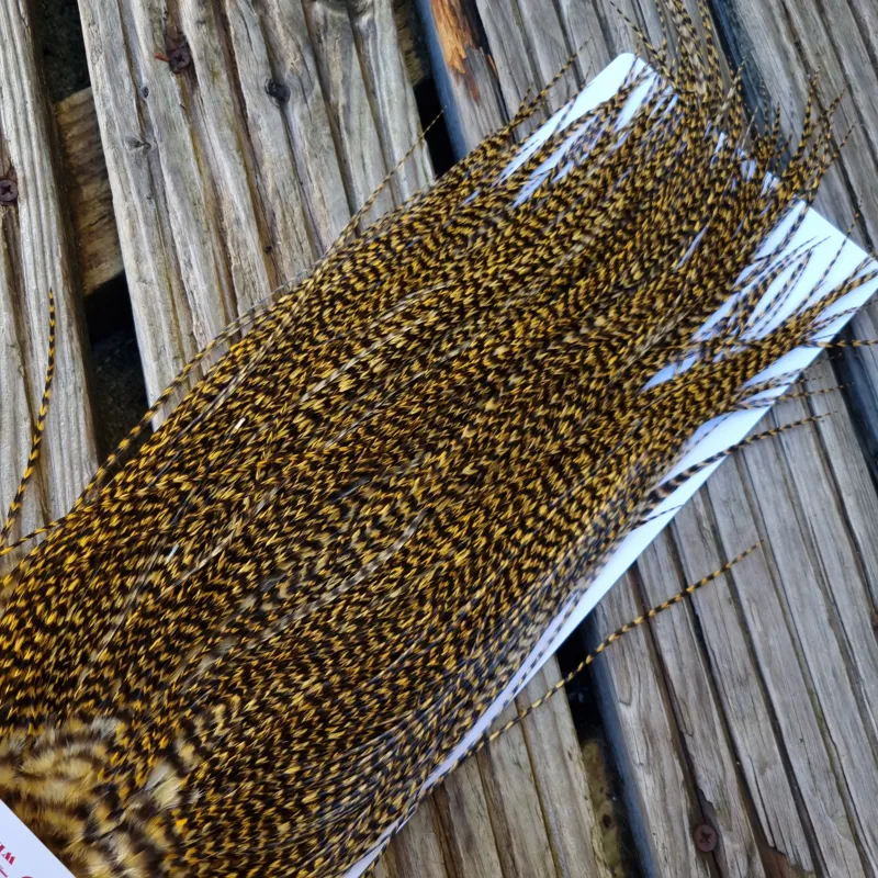 Whiting Pro-Grade Midge Rooster Saddle in Grizzly Golden Straw A Approx Tying Sizes Few 12's and stuffed with 14/16 with the odd one going smaller-6