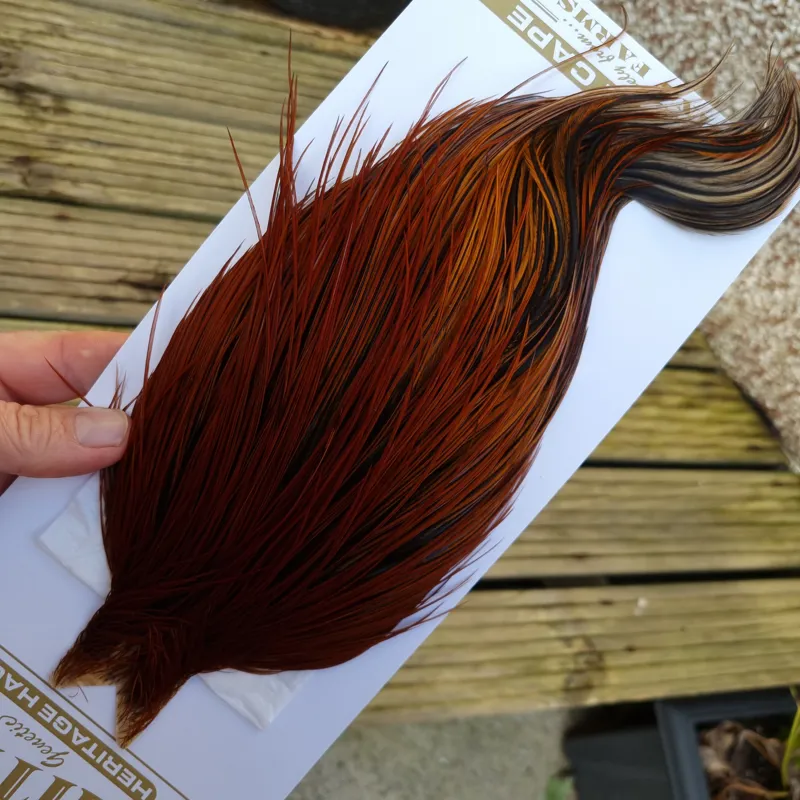 Whiting Heritage Hackles Rooster Cape in Mixed Colours J Medium Red Game/Furnace Hackles-1