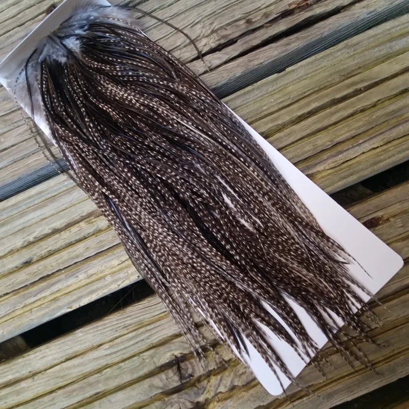 Whiting Heritage Hackles Rooster Saddle in Mixed Colours L Dark Grizzly Variant/ Natural Black Approx Tying Size 12/14 and a few 16	-4