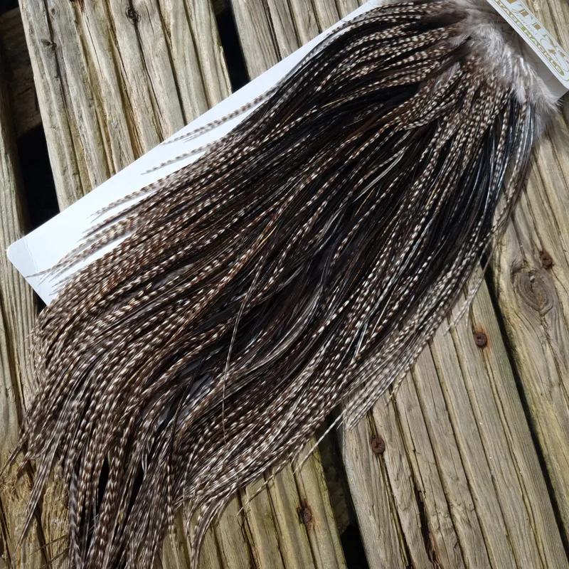 Whiting Heritage Hackles Rooster Saddle in Mixed Colours Q Grizzly Variant/ Grizzly/Natural Black/Speckled Badger Approx Tying Size 10/12/14/16-1