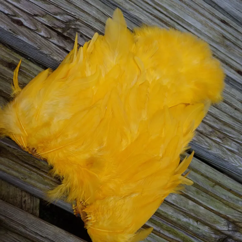 Whiting Rooster Soft Hackle with Chickabou in White dyed Golden Yellow-3