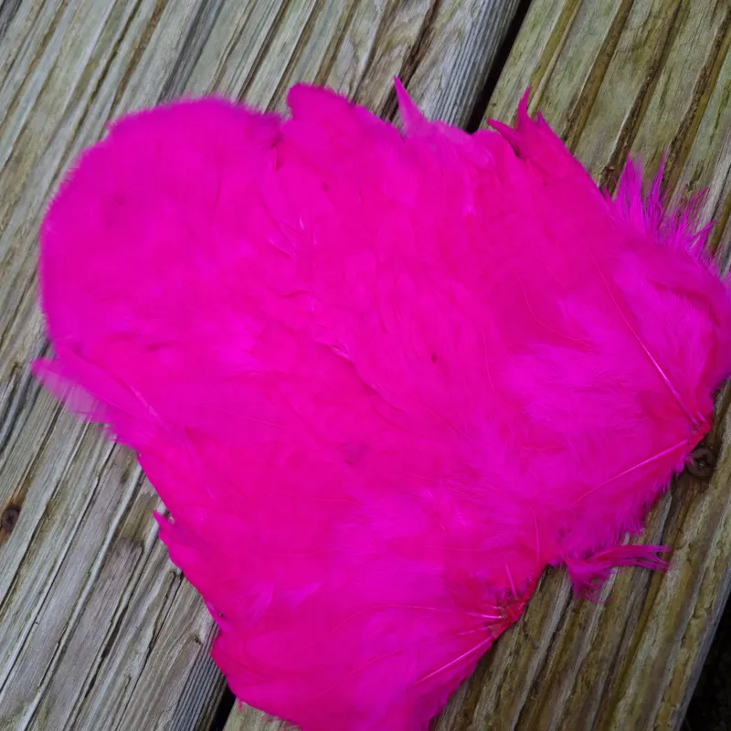 Whiting Rooster Soft Hackle with Chickabou in White dyed Magenta-1