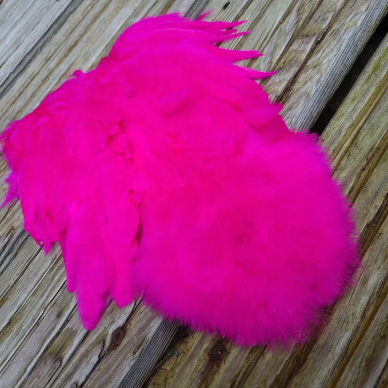 Whiting Rooster Soft Hackle with Chickabou in White dyed Magenta-2