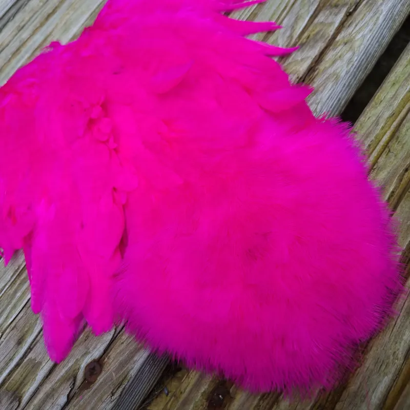 Whiting Rooster Soft Hackle with Chickabou in White dyed Magenta