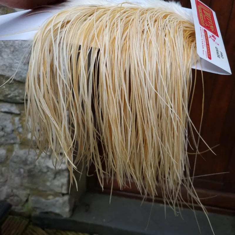 Whiting Pro-Grade Midge Rooster Saddle in Unique Variant B Ivory/ Ghost Barred/Natural Golden Straw Approx tying size 14 16 18 20 with a few going smaller-5