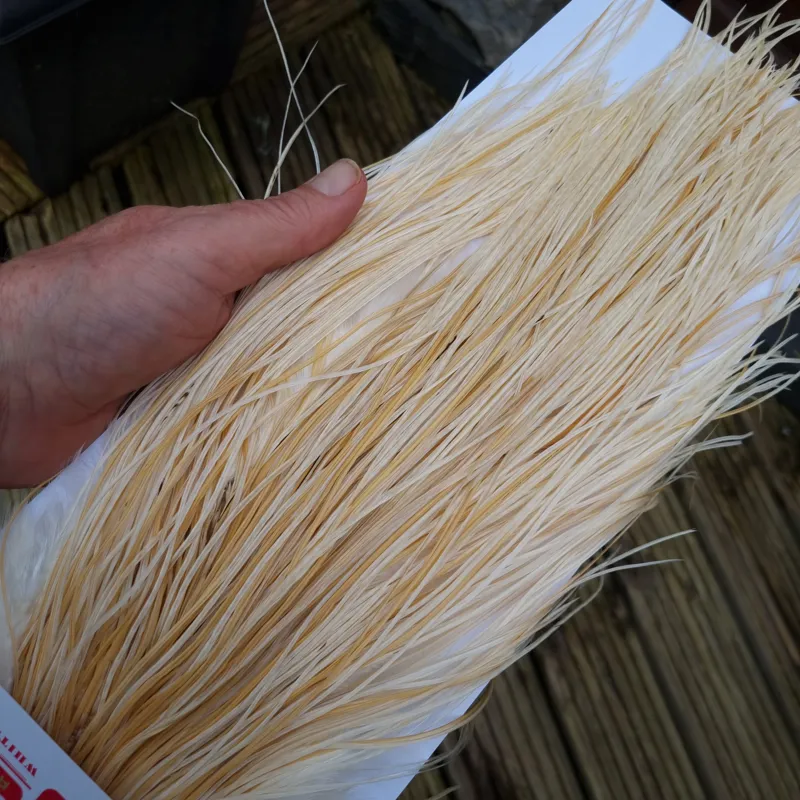 Whiting Pro-Grade Midge Rooster Saddle in Unique Variant B Ivory/ Ghost Barred/Natural Golden Straw Approx tying size 14 16 18 20 with a few going smaller-7