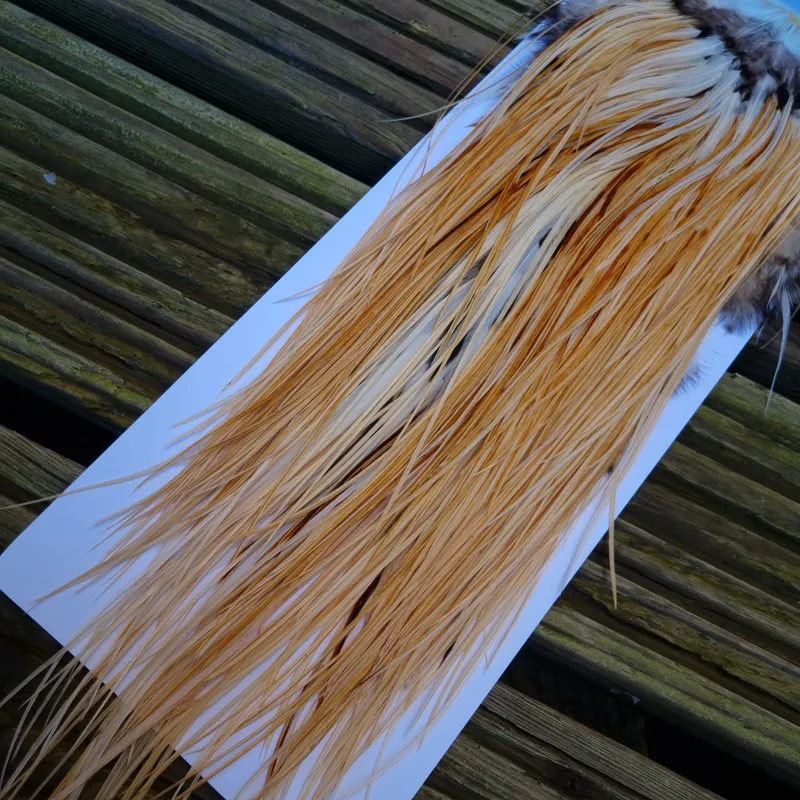 Whiting Pro-Grade Midge Rooster Saddle in Unique Variant A Honey to Light Ginger Approx Tying Sizes 14 16 18-4