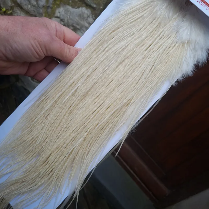 Whiting PRO-GRADE Dry Fly Rooster Saddle in White/Ghost Barred White B Approx.Tying Sizes 12 14 16-6