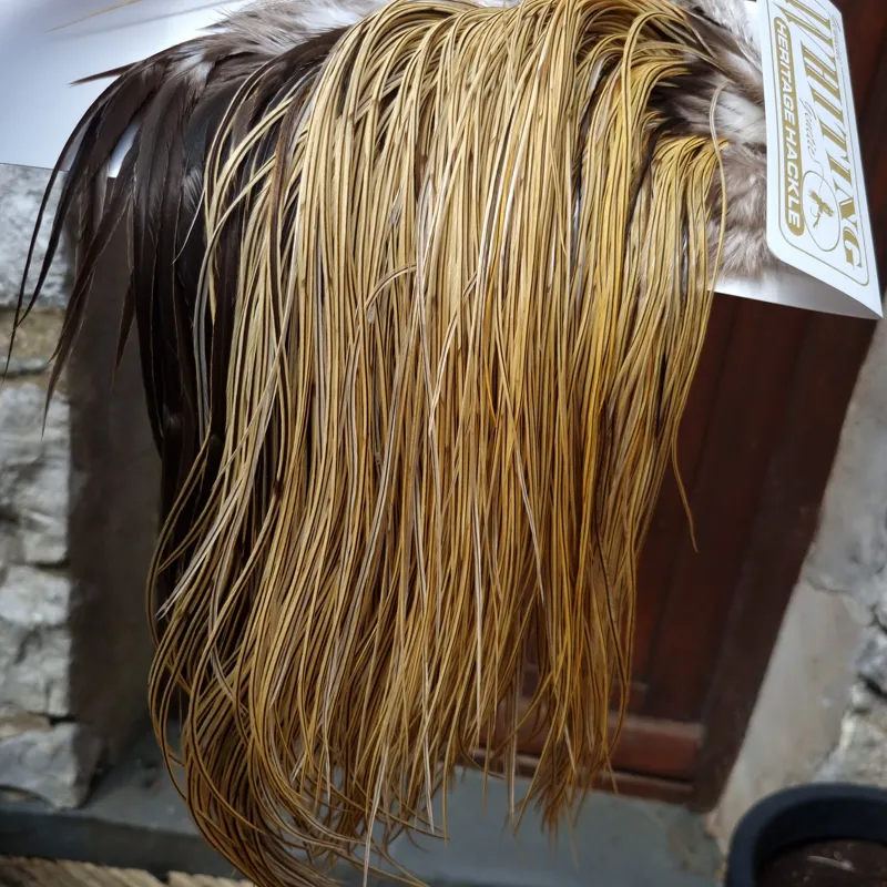 Whiting Heritage Hackles Rooster Saddle in Mixed Colours Z  Light/Medium/Dark Golden Badger/Silver Badger Approx Tying Size 12/14/16-3