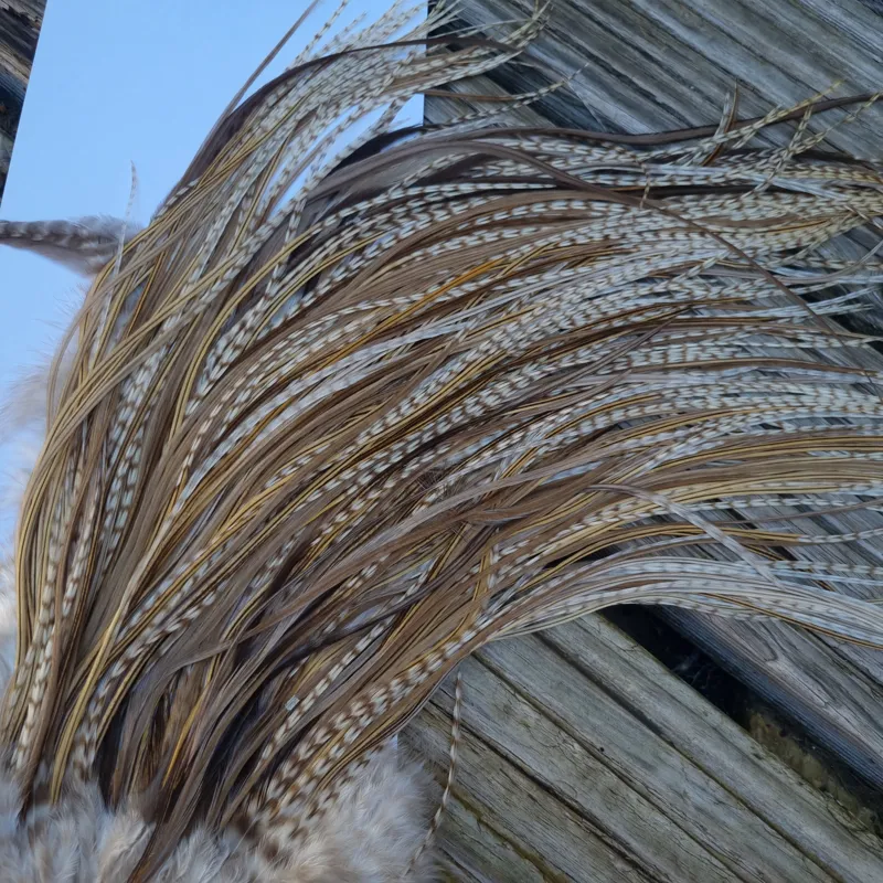 Whiting Heritage Hackles Rooster Saddle in Mixed Colours A Dun Grizzly/Golden Badger/Tan Dun/Brown Dun Tying Approx Tying Sizes 8/10/12 odd 14-5