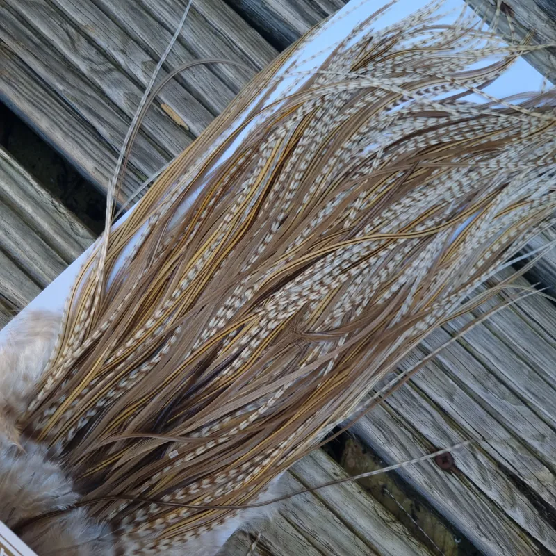 Whiting Heritage Hackles Rooster Saddle in Mixed Colours A Dun Grizzly/Golden Badger/Tan Dun/Brown Dun Tying Approx Tying Sizes 8/10/12 odd 14-1