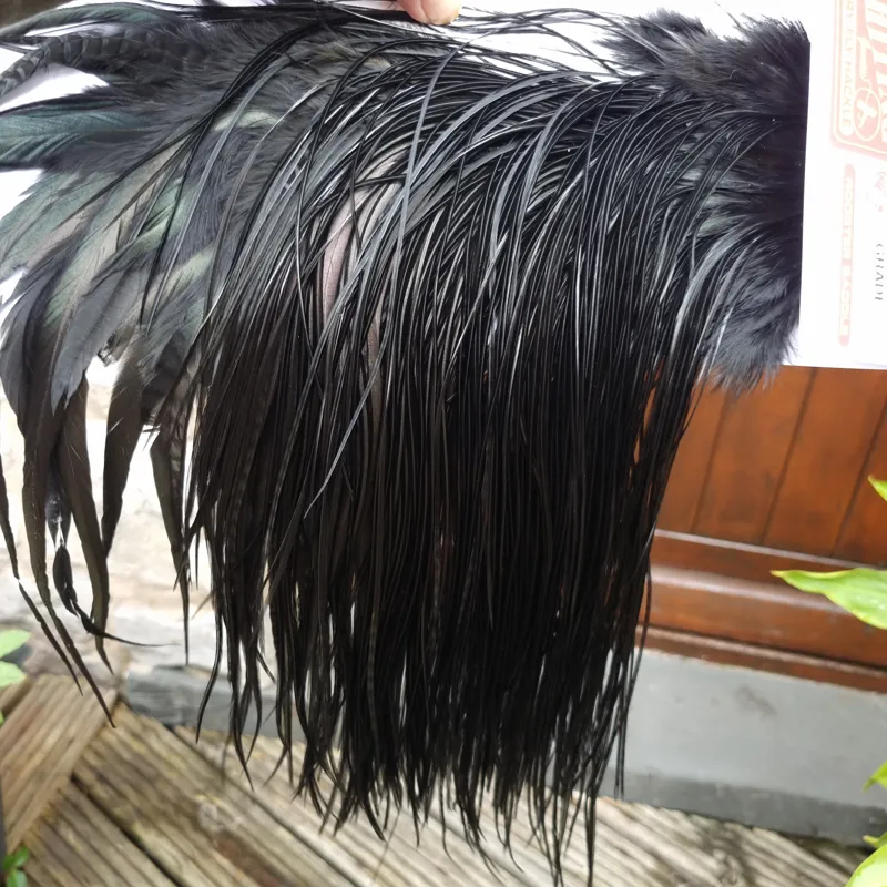 Whiting Pro-Grade Midge Rooster Saddle in Black E Approx Tying Sizes 14 16 some going smaller