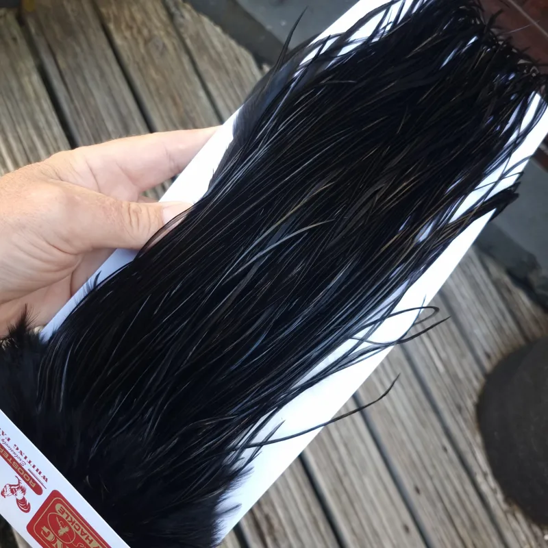 Whiting PRO-GRADE Dry Fly Rooster Saddle in Black A Approx Tying Sizes 10/12/14-5