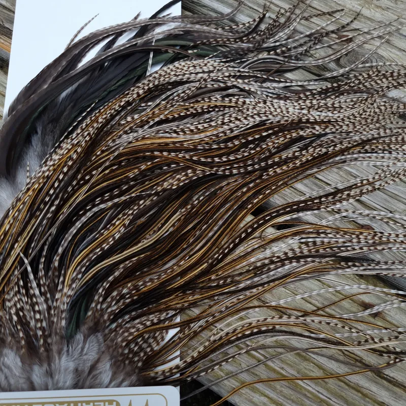 Whiting Heritage Hackles Rooster Saddle in Mixed Colours M Grizzly/Golden Badger/Speckled Badger/Natural Black  Approx tying sizes 10/12 some 14
