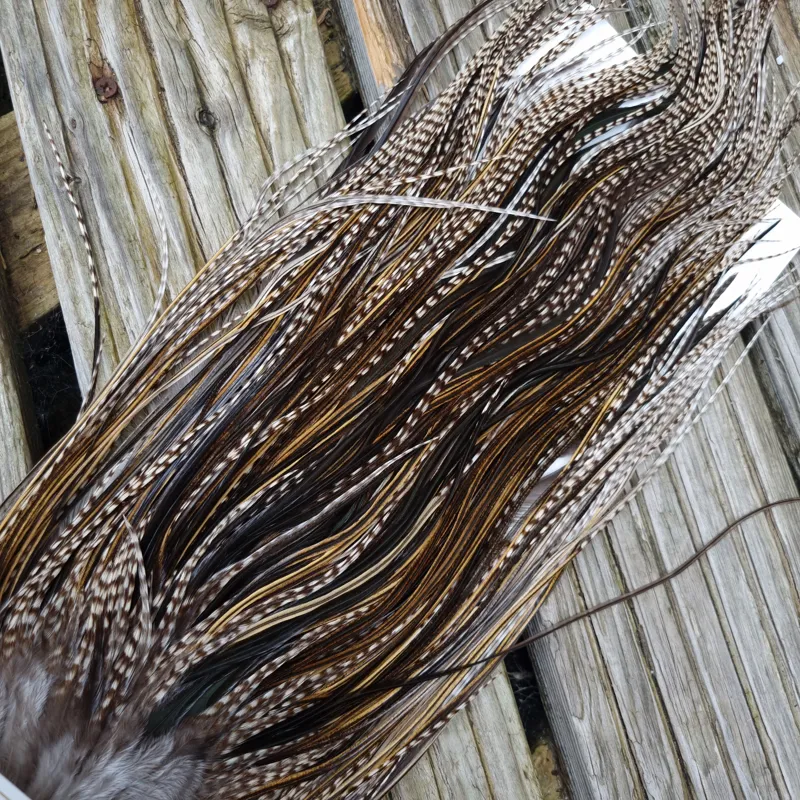 Whiting Heritage Hackles Rooster Saddle in Mixed Colours M Grizzly/Golden Badger/Speckled Badger/Natural Black  Approx tying sizes 10/12 some 14-5