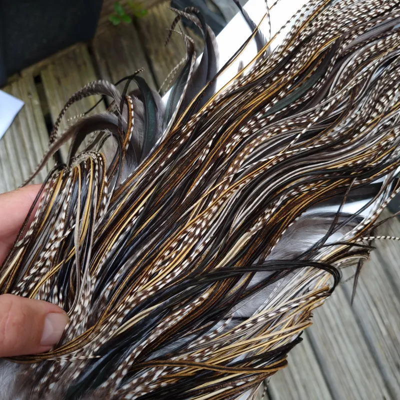 Whiting Heritage Hackles Rooster Saddle in Mixed Colours M Grizzly/Golden Badger/Speckled Badger/Natural Black  Approx tying sizes 10/12 some 14-6