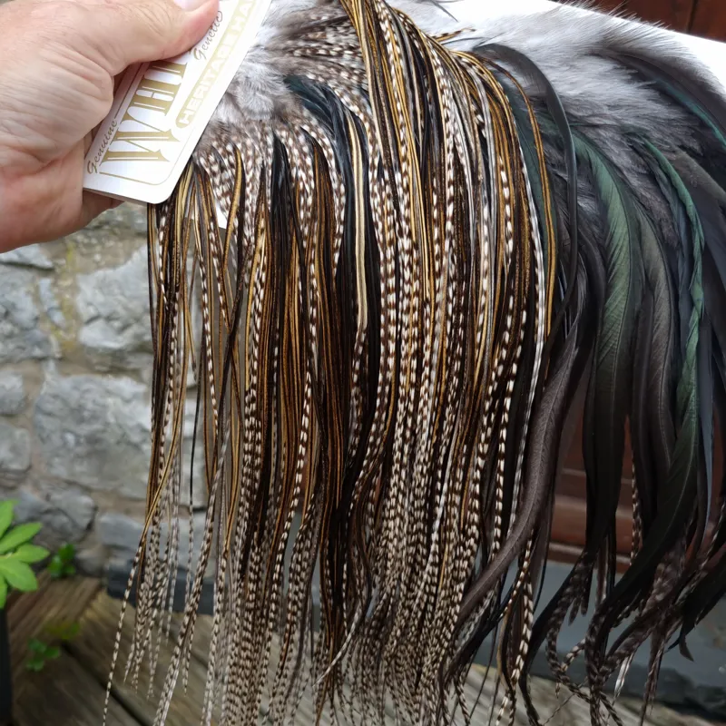 Whiting Heritage Hackles Rooster Saddle in Mixed Colours M Grizzly/Golden Badger/Speckled Badger/Natural Black  Approx tying sizes 10/12 some 14-1