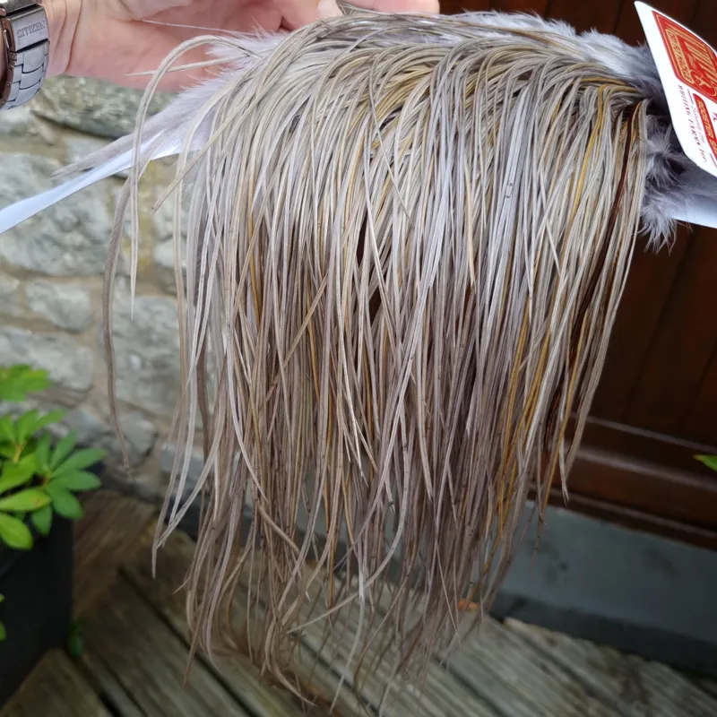 Whiting Pro-Grade Midge Rooster Saddle in Medium Dun B Approx Tying Size 14/16/18/20/22/24 and out of Sight-2