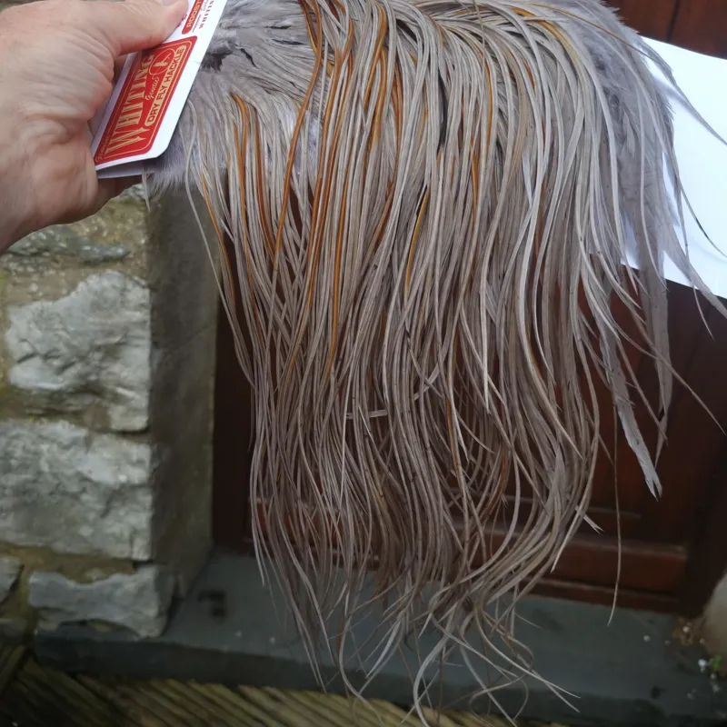 Whiting Pro-Grade Midge Rooster Saddle in Medium Dun B Medium Dun Splashed with Rusty Dun Approx Tying Size odd 14 /16/18/20 and a few going smaller-9