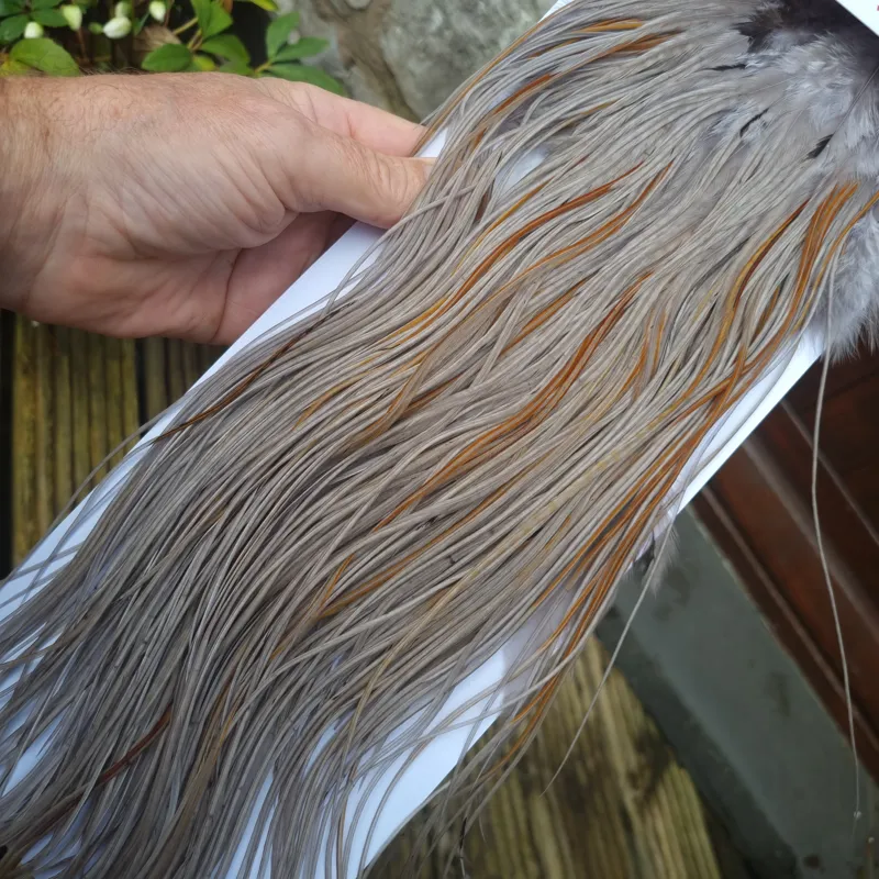 Whiting Pro-Grade Midge Rooster Saddle in Medium Dun B Medium Dun Splashed with Rusty Dun Approx Tying Size odd 14 /16/18/20 and a few going smaller-7