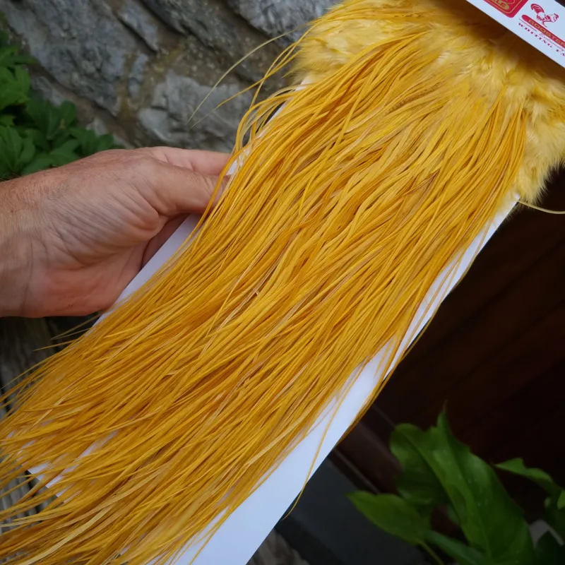 Whiting Pro-Grade Midge Rooster Saddle in White Dyed Golden Straw A Approx Tying Sizes 14 16 18 20 22 and a few smaller-4