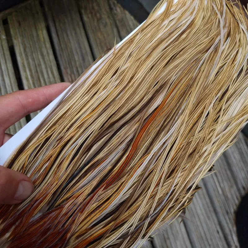 Whiting Heritage Hackles Rooster Saddle in Mixed Colours Q Light/ Medium/Dark Champagne Badger/Speckled Champagne Badger Splashed with Rusty Dun Approx Tying Size 12/14/16-2