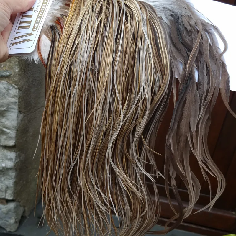 Whiting Heritage Hackles Rooster Saddle in Mixed Colours Q Light/ Medium/Dark Champagne Badger/Speckled Champagne Badger Splashed with Rusty Dun/Silver Badger Approx Tying Size 10/12/14/16-1